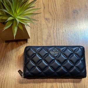 NWT Kate Spade quilted leather wallet